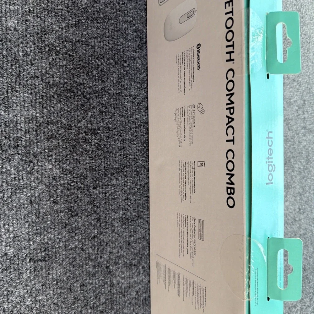 NEW IN BOX Logitech Bluetooth Compact Combo White Cordless Mouse Keyboard
